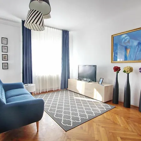 Blue Cat Apartment